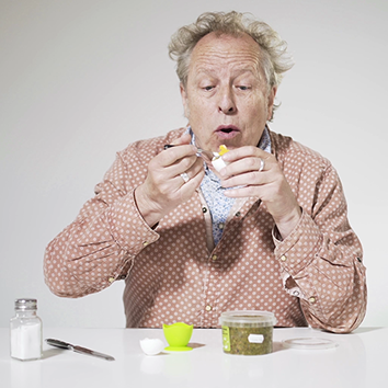 DAS FRÜCHSTÜCKS-EI